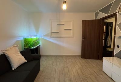Apartament de vânzare 2 camere decomandat, 50 mp, bloc 2017 – Apărătorii Patriei - 13