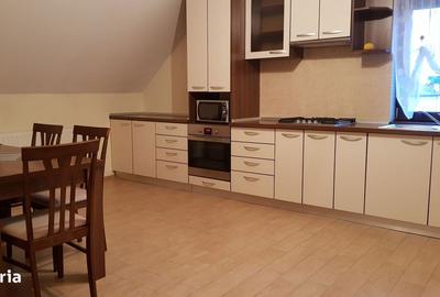 Apartament cu 3 camere, mobilat în Central - 1