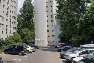 Garsonieră decomandată, mobilată în 1 Decembrie 1918