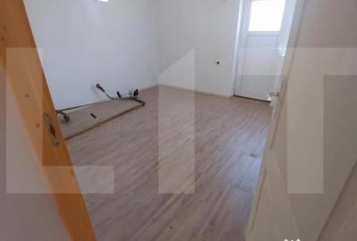 Casă cu 7 camere cu Teren 290 Mp în Sânleani - 5