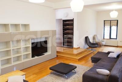 Vila moderna, garaj si vecinatati linistite - 4