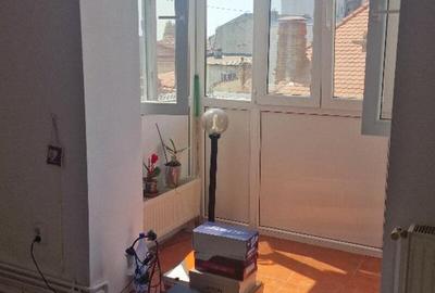 Calea Calarasilor, Hala Traian, semistradal, bloc mixt, centrala termica - 1