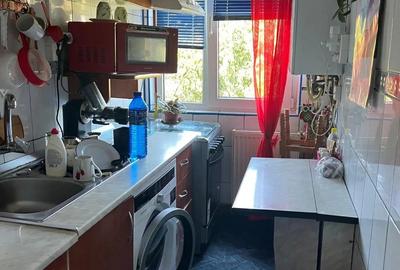 Inchiriez apartament 2 camere - 4