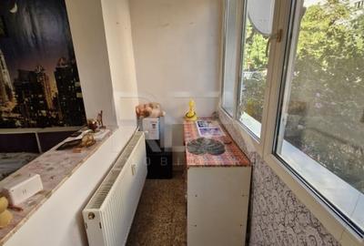Apartament cu 3 camere la 650 de metri de statiile de tramvai 19 si 49 - 9