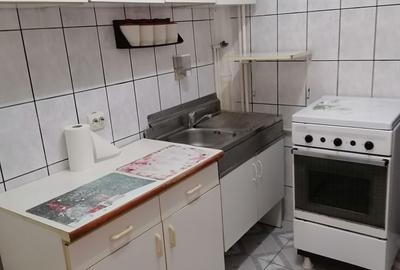 Garsonieră semidecomandată în Central - 2