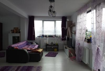 Duplex cu 5 camere cu Canalizare în Jucu de Mijloc - 2