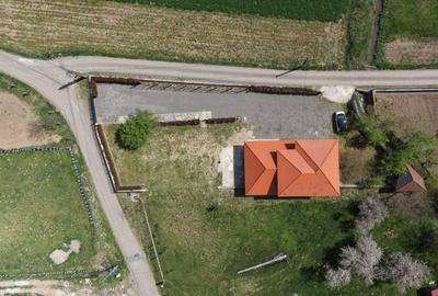 Casă cu 4 camere în Bratca - 2