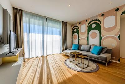 Apartament cu 3 camere semidecomandat, mobilat în Nord-Est