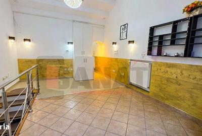 Spațiu comercial, de 107 mp, în Central - 10