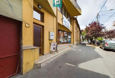 Casă cu 5 camere cu Teren 150 Mp în Central - 2