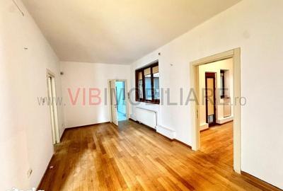 Apartament cu 6 camere în Romană - 10