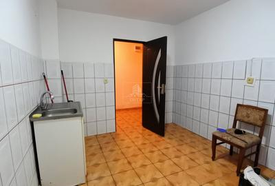 Apartament cu 3 camere decomandat în Nord - 8