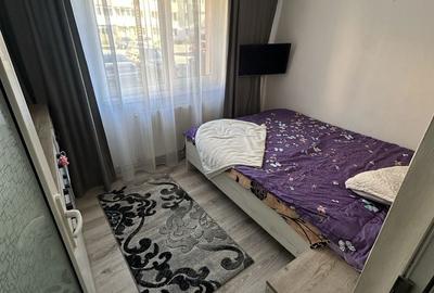 Apartament cu 3 camere decomandat în Exterior Vest - 4
