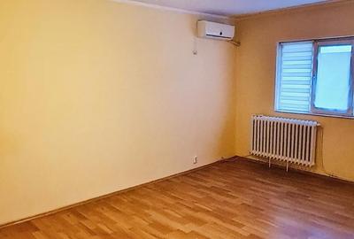 Apartament cu 3 camere decomandat în Tecuci - 4