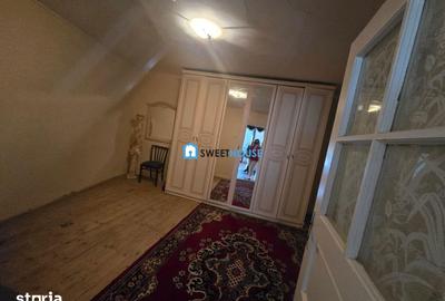 Casă cu 4 camere cu Teren 1700 Mp în Lisa - 12