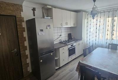 Apartament cu 2 camere semidecomandat în Sud
