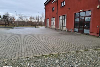 Spațiu comercial, de 300 mp, în Independenței - 15