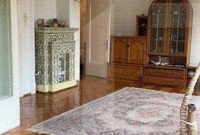 Vila cu 11 camere, 450 mp, teren cu 620 mp, 2 locuri de parcare cu garaj - 7