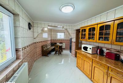 Casă cu 6 camere cu Teren 242 Mp în Viilor - 5