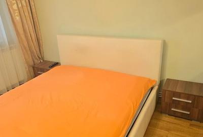Inchiriez apartament 3 camere decomandat in Deva, bloc Casial, et 2 - 12