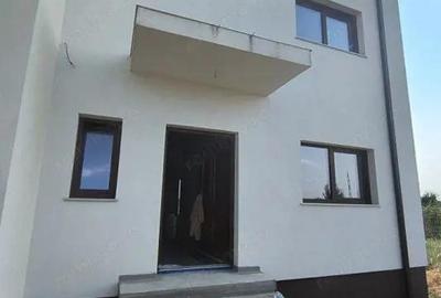 Triplex ultramodern cu 5 camere si 2 bai, in localitatea Timisoara - 1