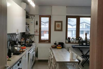 Apartament cu 4 camere decomandat în Dămăroaia - 5