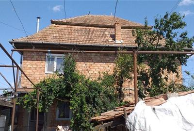 Casă cu 4 camere în Luna - 4