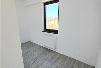 Apartament cu 3 camere decomandat în Primo - 8
