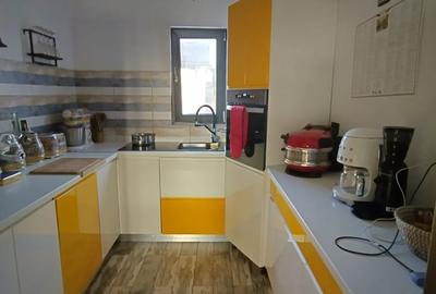 Casa la sol Valu lui traian mobilata utilata lux - 3