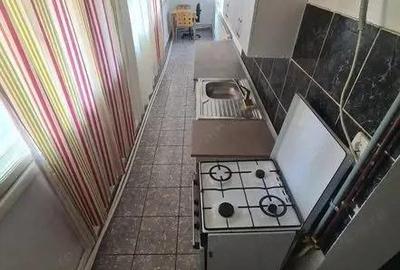 Apartament cu 2 camere decomandat în Girocului - 3