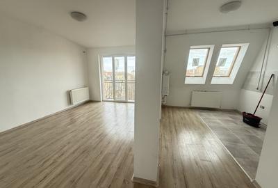 Apartament luminos, 3 camere, decomandat, 75 mp - Aradului - 1