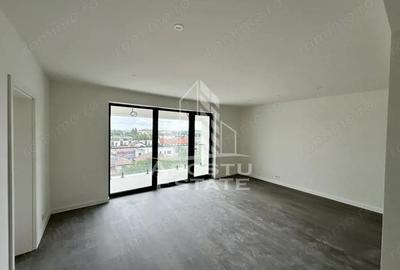 Apartament cu 2 camere, loc de parcare subteran, Aradului