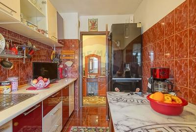 COMISION 0%|Apartament cu 3 camere|Decomandat|Noua|Loc de parcare - 12