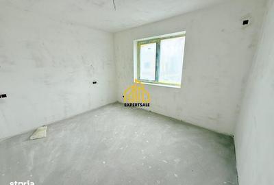 Casă cu 4 camere cu Teren 230 Mp în Central