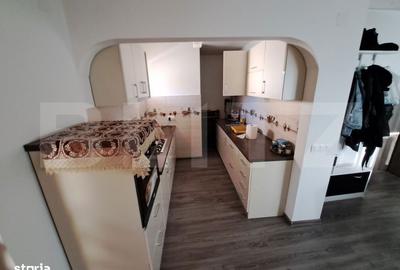 Spațiu comercial, de 228 mp, în Semicentral - 11