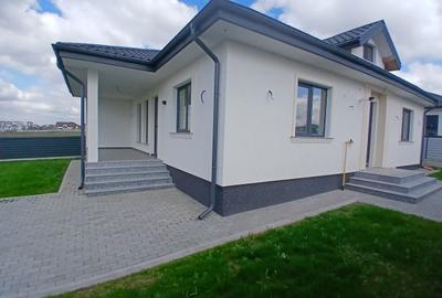 Casă cu 3 camere în Paltin - 3