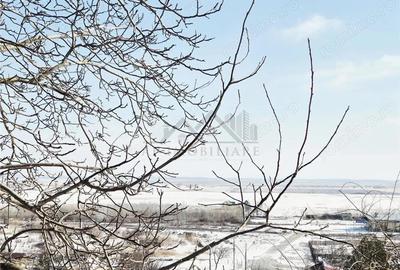 Teren de 1290 mp, în Central - 2