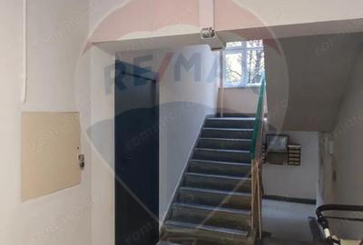 De inchiriat apartament 3 camere spatios etaj 1 Splaiul Crisanei - 13