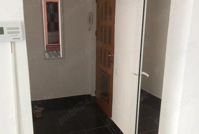Apartament cu 2 camere semidecomandat în Independenței - 3