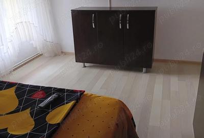 Am camere de inchiriat intr-o vila sector 5 - 8