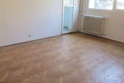 Apartament cu 4 camere semidecomandat în Titan - 9