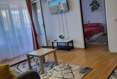Piata Romana,DECOMANDAT,Renovat,mobilat utilat complet,Merita.! - 2