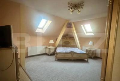 Casă cu 9 camere cu Teren 400 Mp în P-ța Sfântul Ștefan - 15