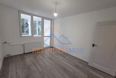 Apartament cu 3 camere semidecomandat în Titan - 6