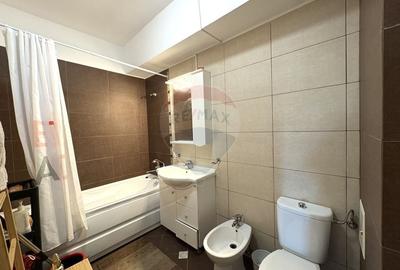 Apartament cu 3 camere decomandat, mobilat în Central - 21