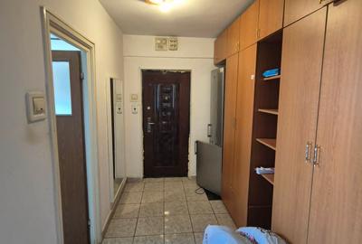 Apartament cu 3 camere semidecomandat în P-ța Muncii - 6