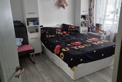 Apartament cu 3 camere decomandat în Florești - 4