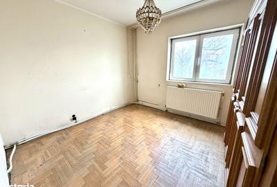 Apartament cu 3 camere decomandat în Central - 2