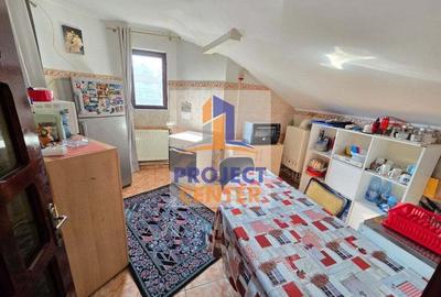 Casă cu Teren 585 Mp în Central - 8