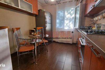 Apartament cu 3 camere semidecomandat în Alexandru Obregia - 10